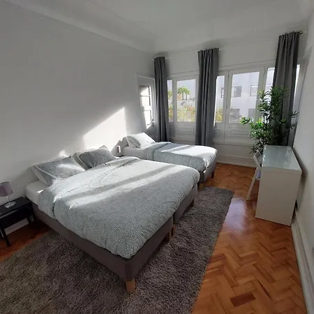 Cabralus בית הארחה *